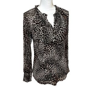 🎁 Adrienne Vittadini Leopard Print Silky Long sleeved Top Size S NWT!